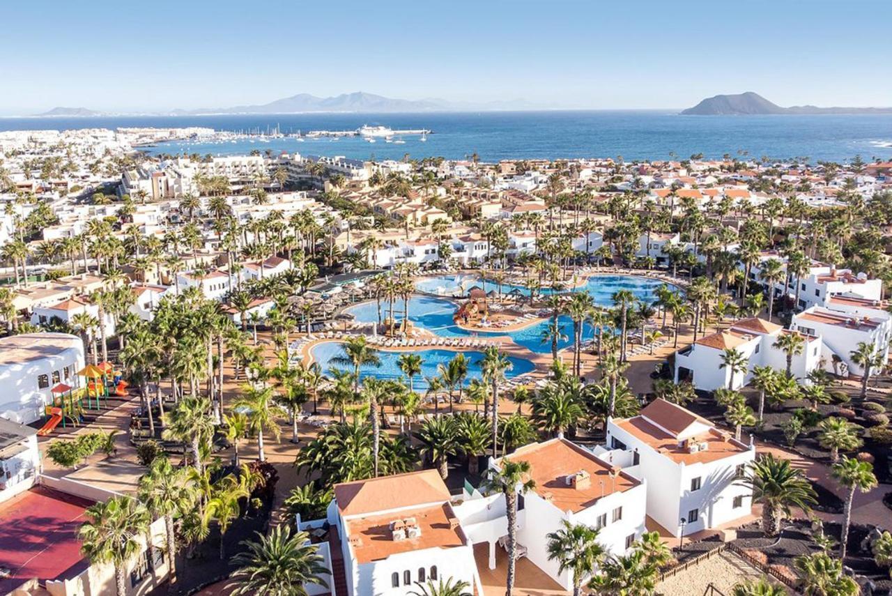 Family Apartment 1 Bedroom With Pool View - Oasis Duna Resort Corralejo Esterno foto