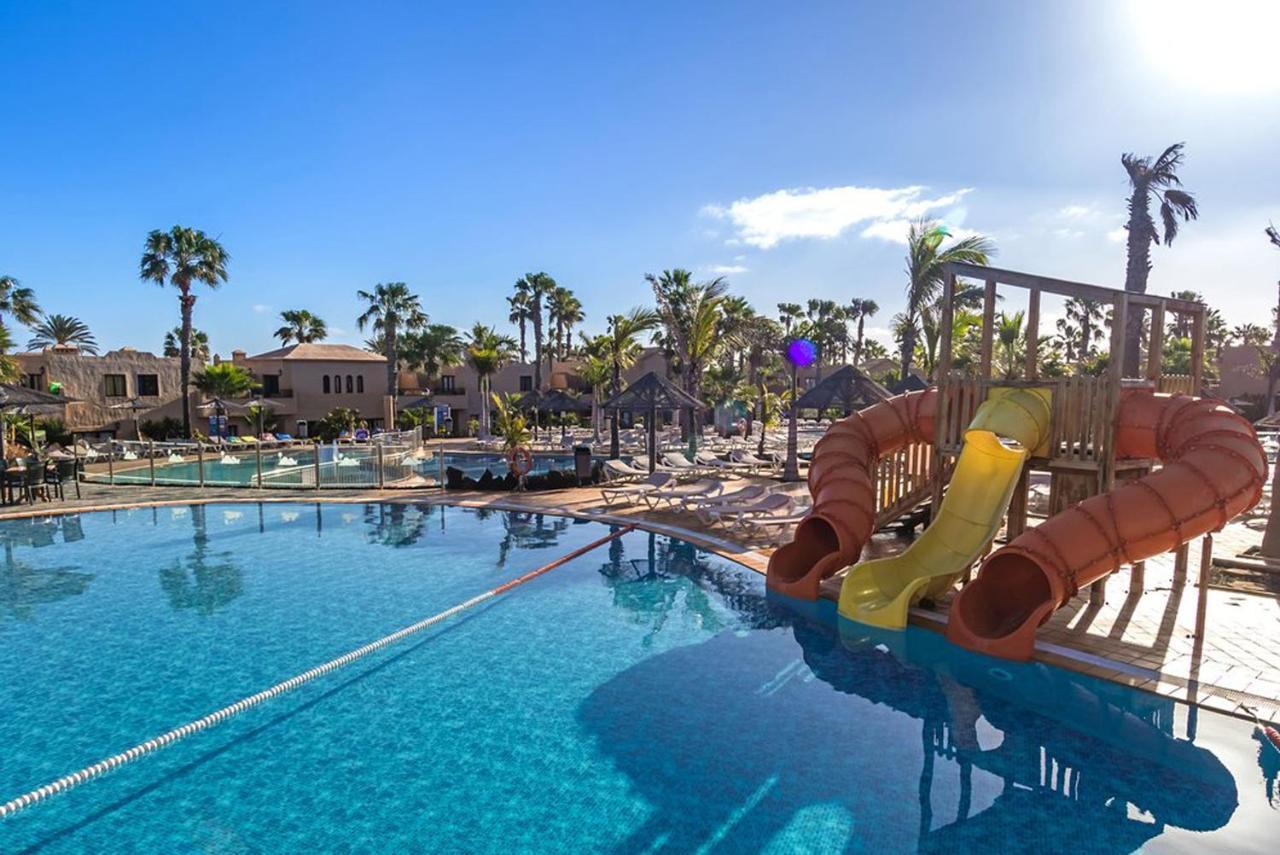 Family Apartment 1 Bedroom With Pool View - Oasis Duna Resort Corralejo Esterno foto
